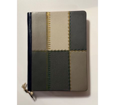 Památník. Podpisy Švabinský, Bouda, Dvořák, Hlavica