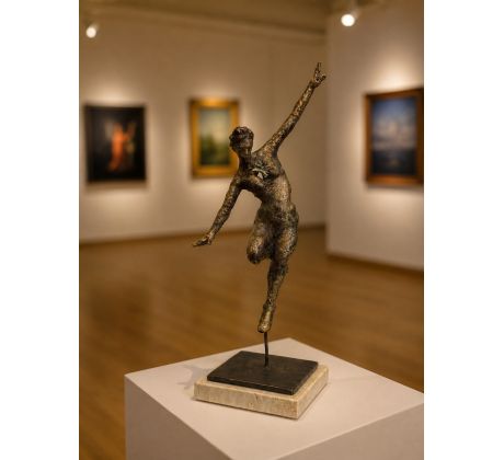 Vittorio Iavazzo. Venus heart of Icarus